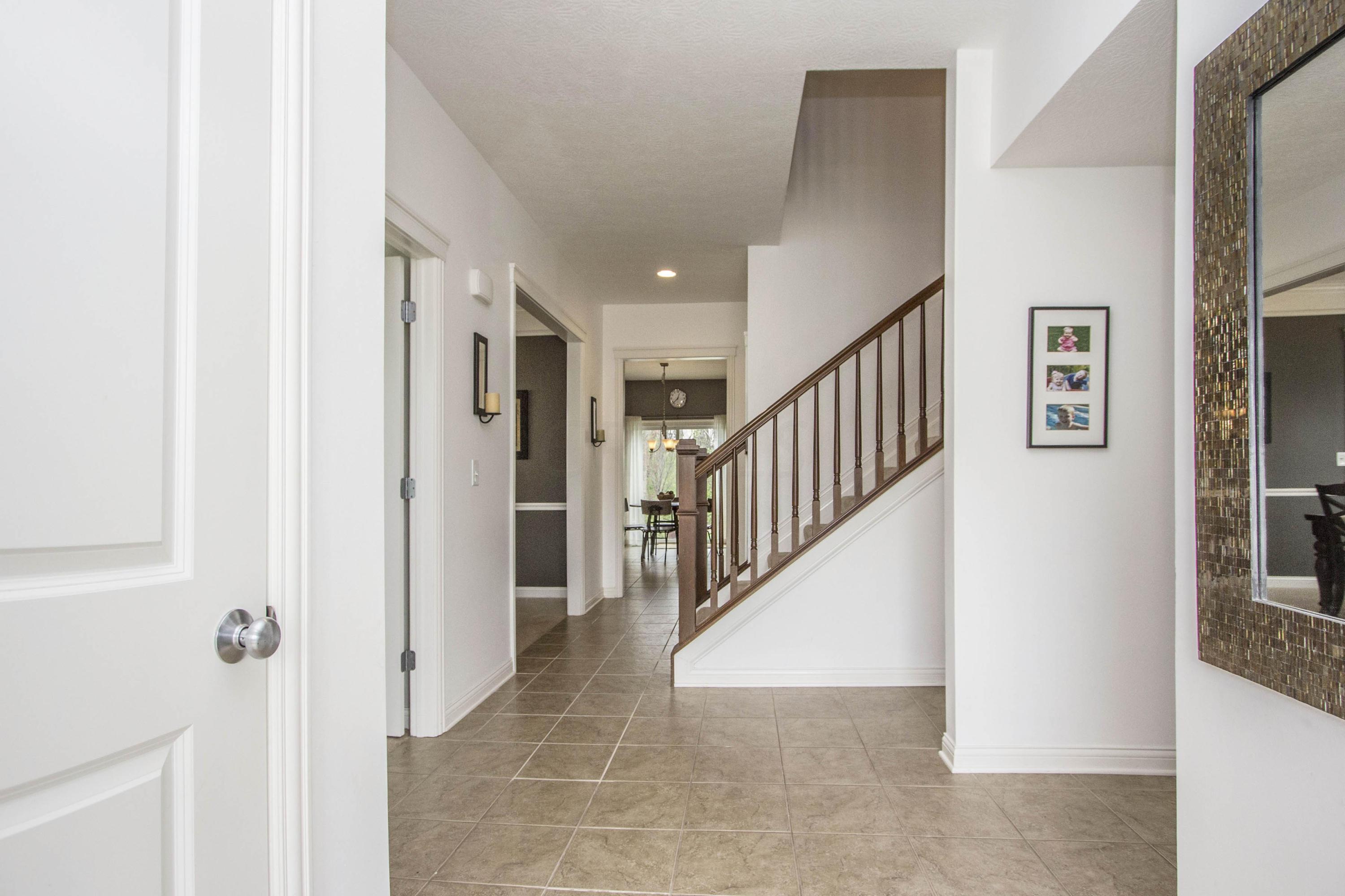 292 Halverston Road Powell, OH 43065 - Photo 2 of 38 Gallery Image 2