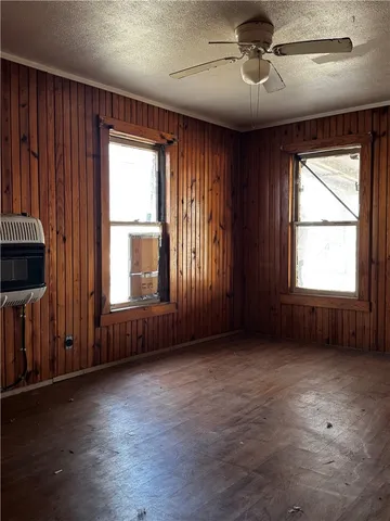 $100,000 | 204 Mineral Street, Normanna, TX 78142