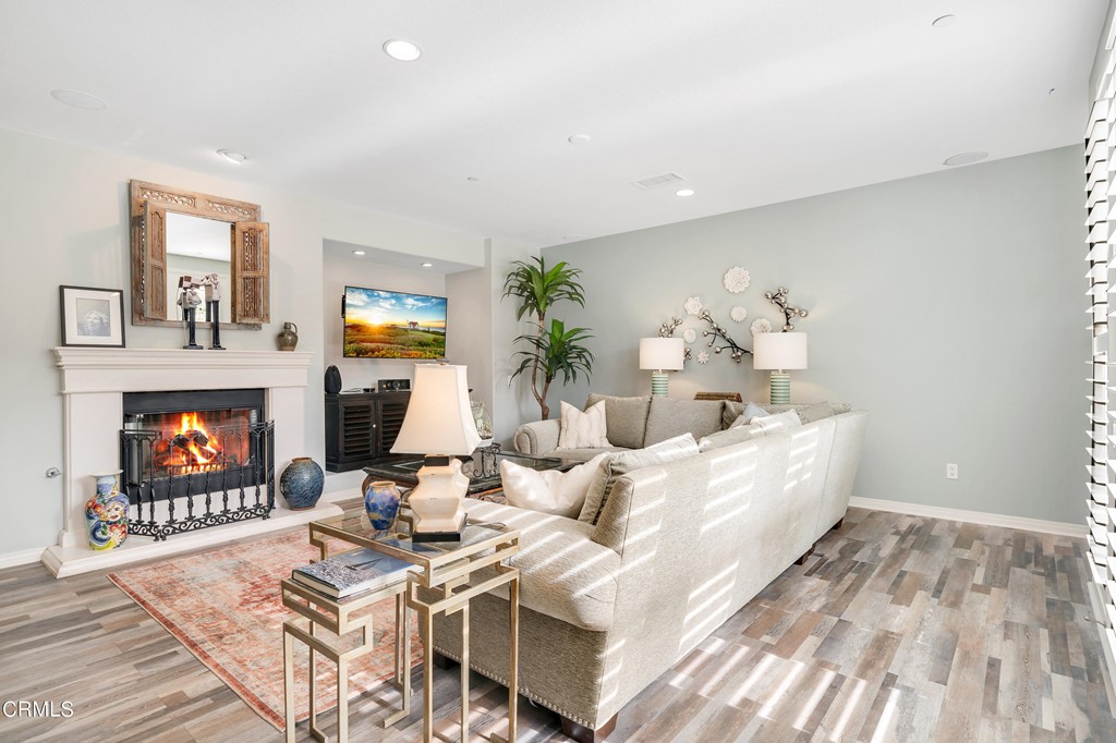 1464 Donegal Way Oxnard, CA 93035 - Photo 16 of 56 Still-17