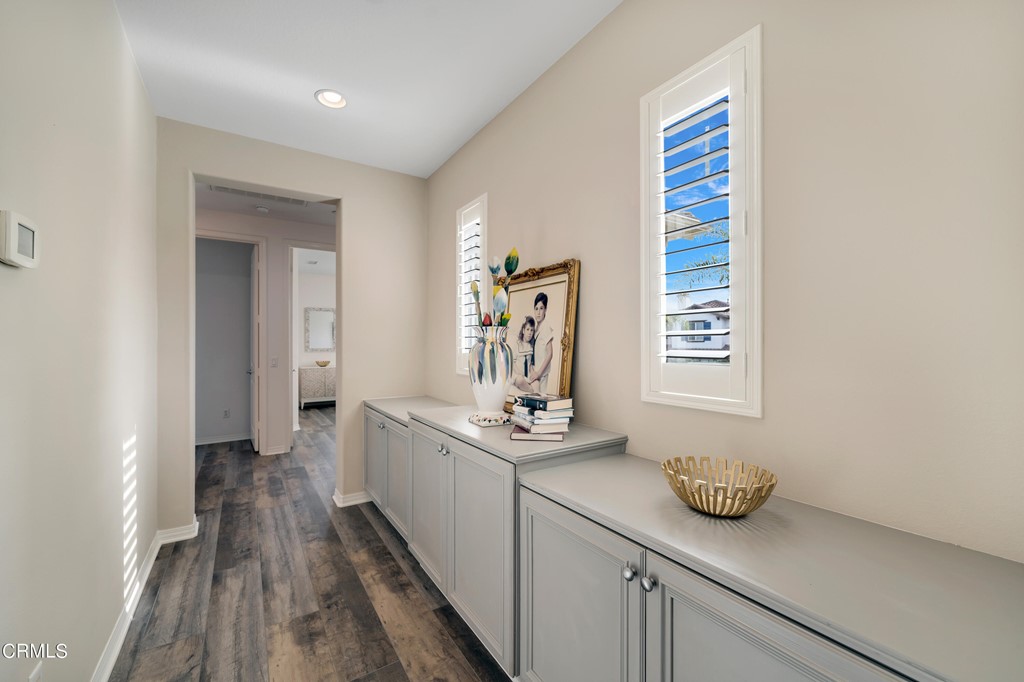 1464 Donegal Way Oxnard, CA 93035 - Photo 35 of 56 Still-36