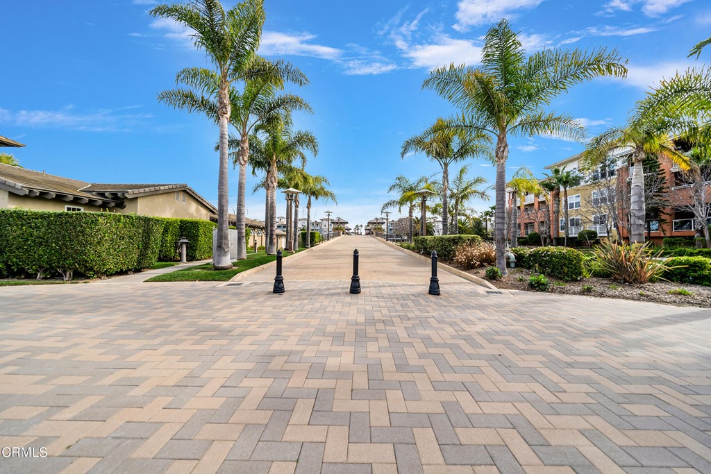 1464 Donegal Way Oxnard, CA 93035 - Photo 46 of 56 Still-47