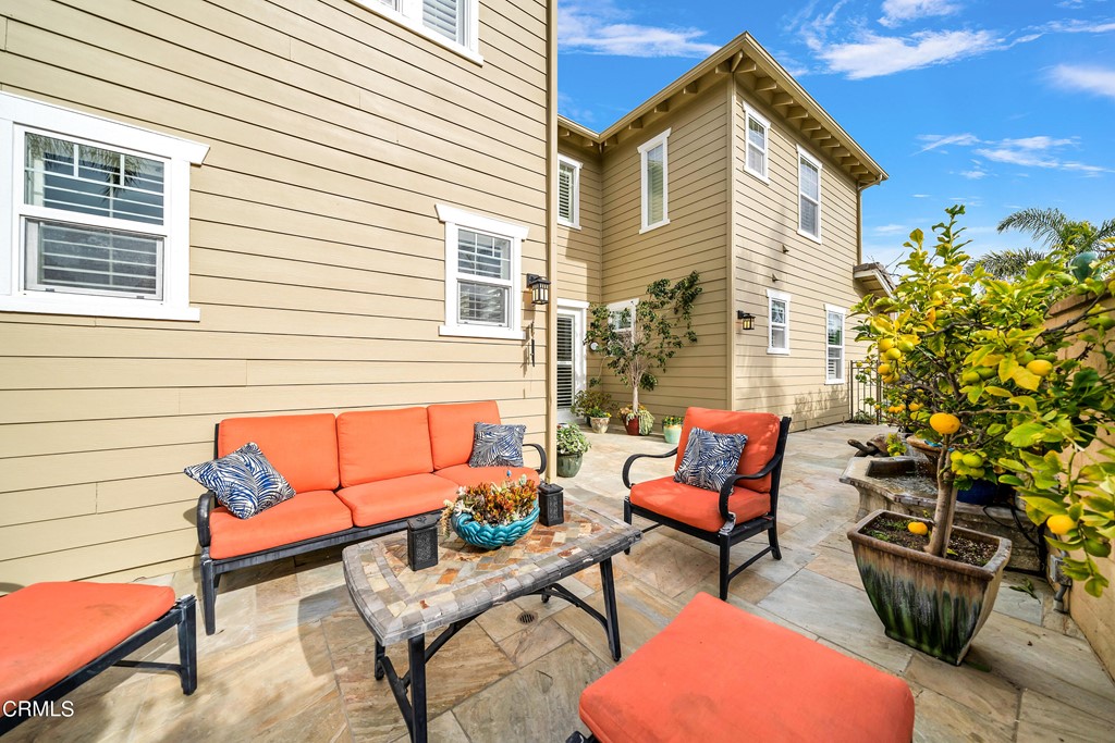 1464 Donegal Way Oxnard, CA 93035 - Photo 6 of 56 Still-9