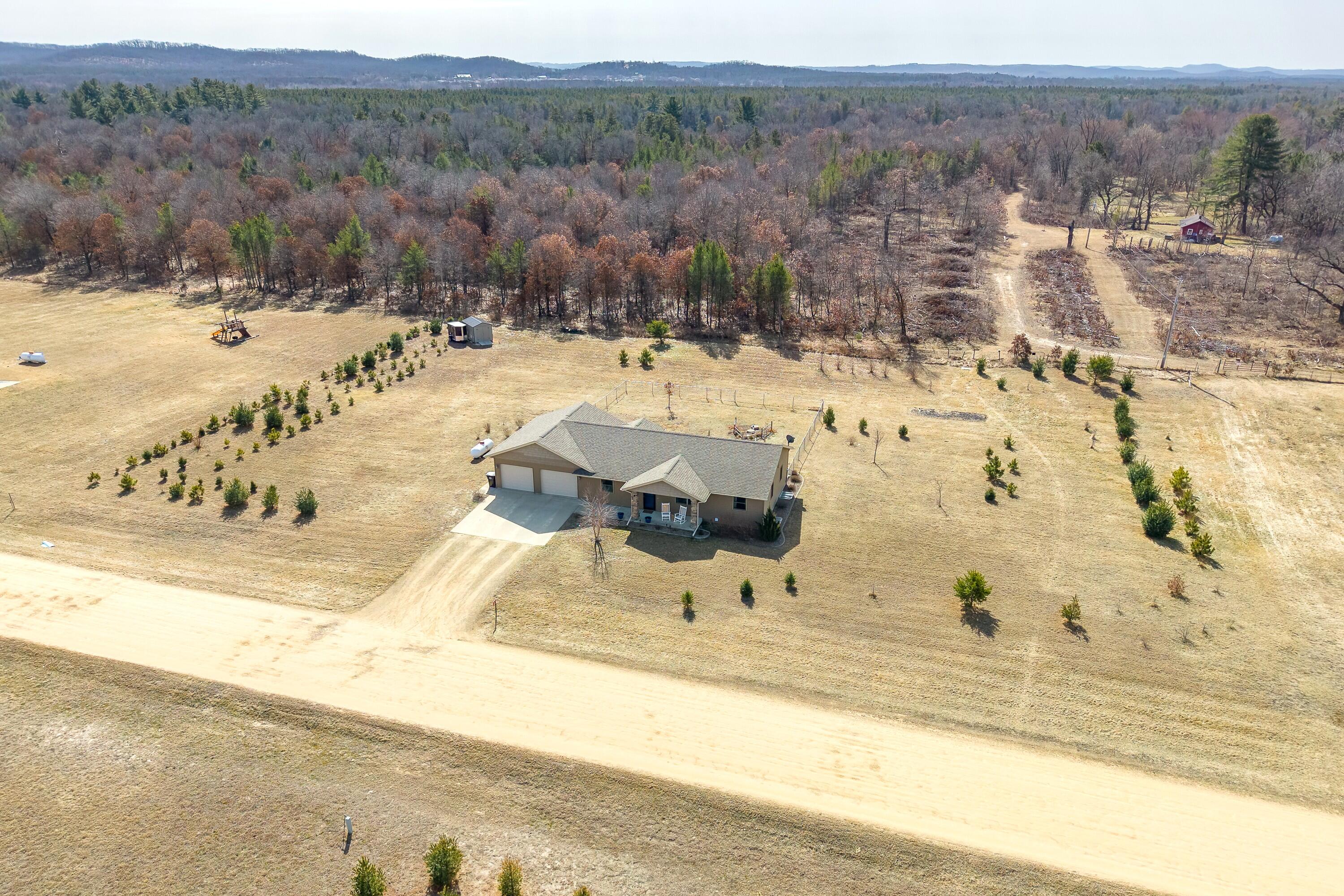 12163 Firefly Road Lafayette, WI 54656 - Photo 22 of 32 22