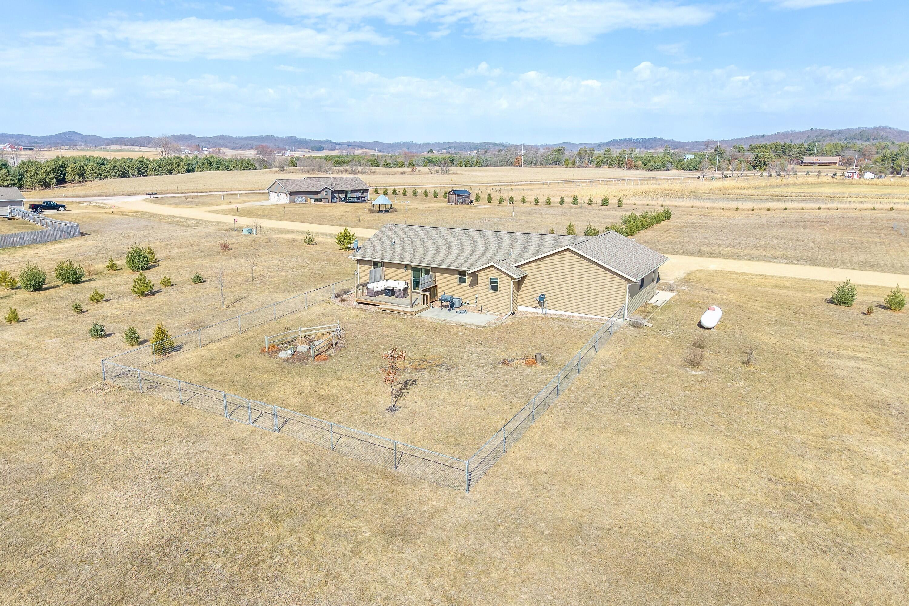 12163 Firefly Road Lafayette, WI 54656 - Photo 23 of 32 23