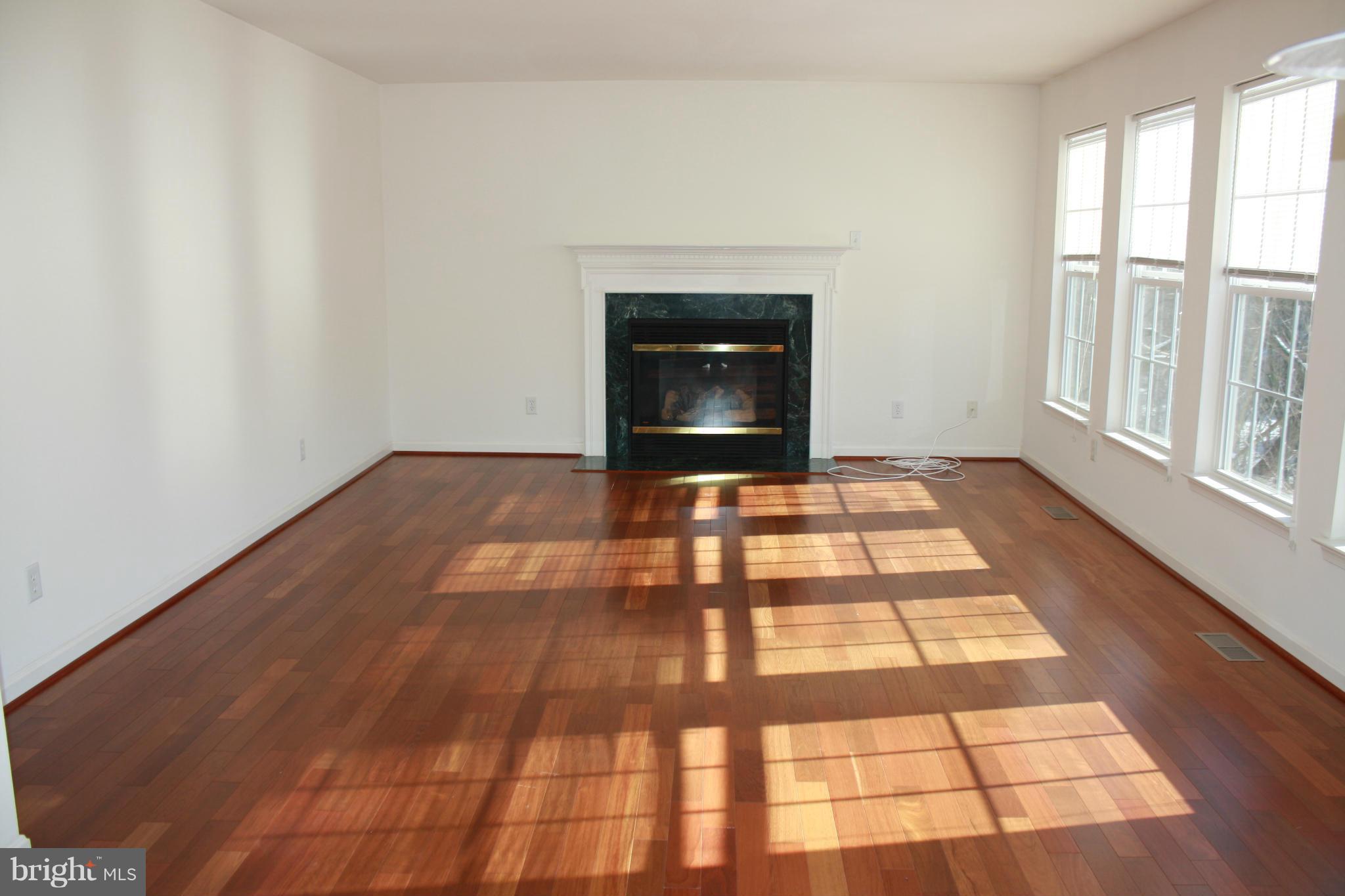 6045 Florey Road Hanover, MD 21076 - Photo 17 of 30 Family Room