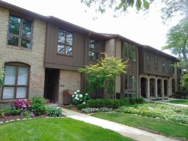 824 Earhart Road Ann Arbor, MI 48105 - Photo 3 of 19