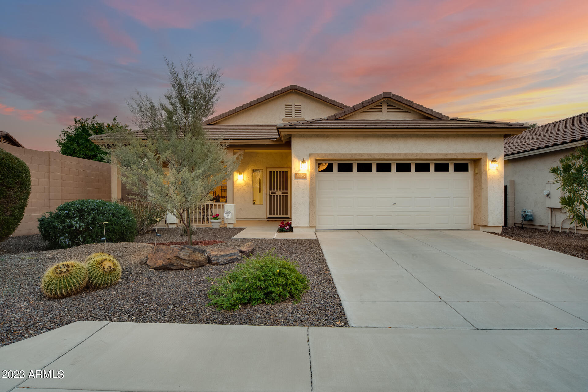 5225 West Red Bird Road Phoenix, AZ 85083 - Photo 1 of 32 Gallery Image 1