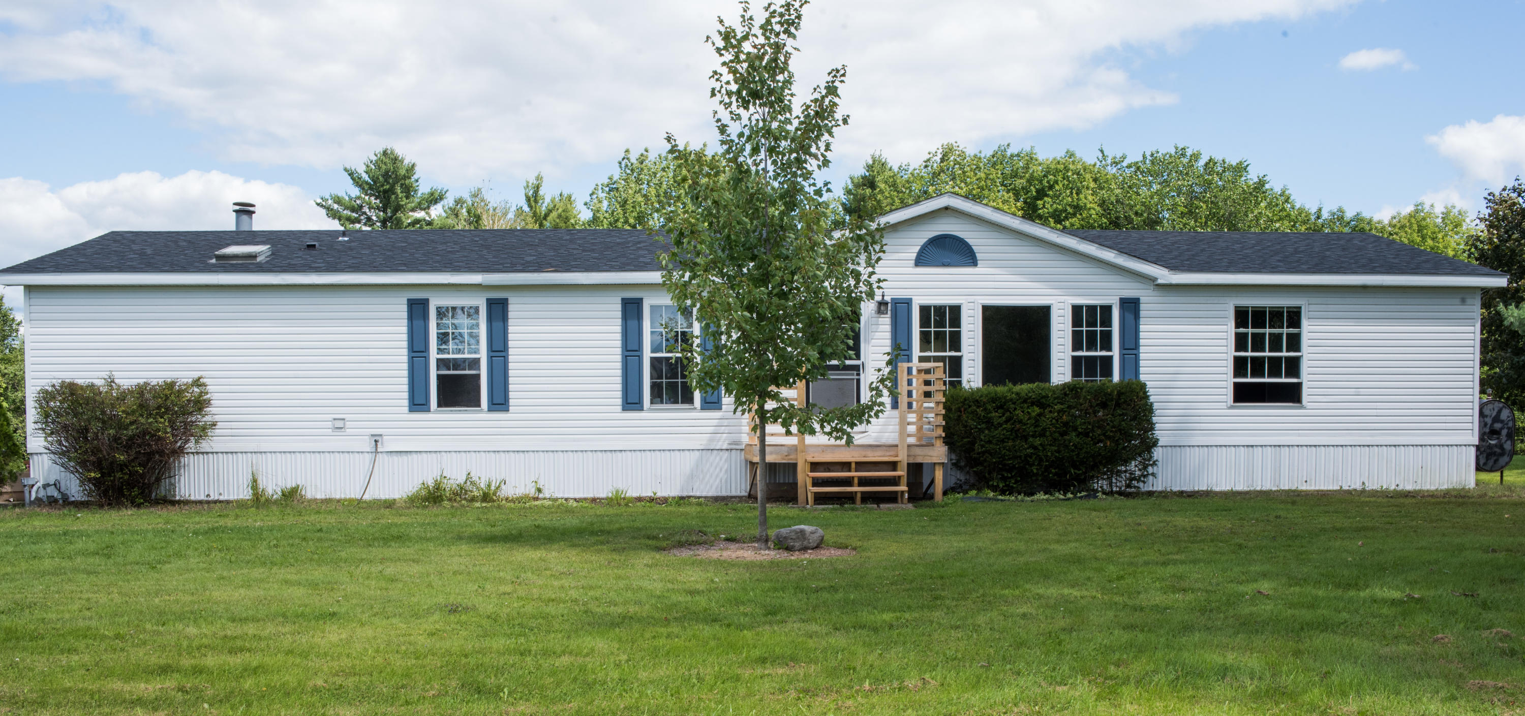 468 Mt View Road Thorndike, ME 04986 - Photo 1 of 30 House (10 of 33)