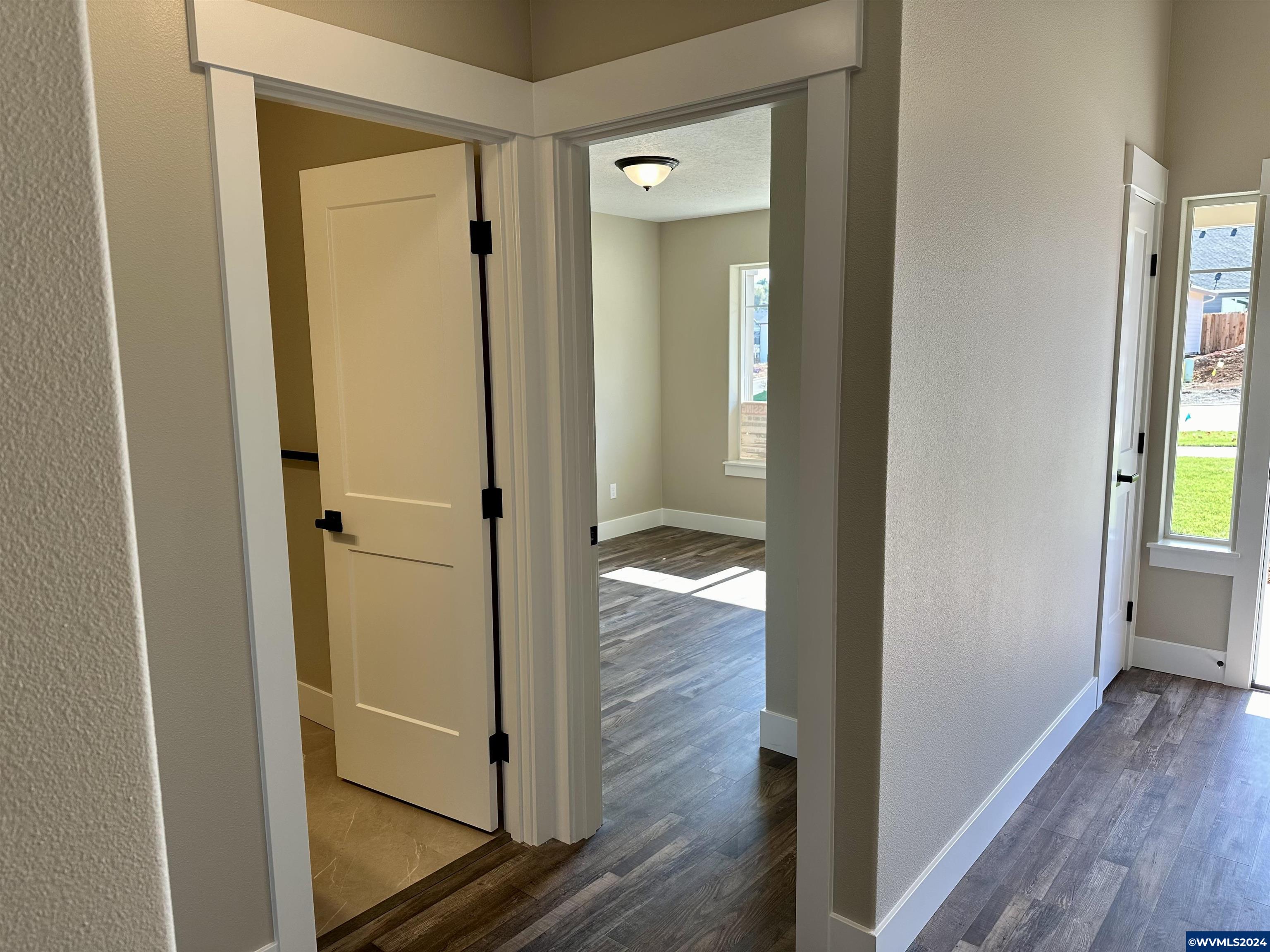5618 Jeremy Vly Road Southeast Salem, OR 97306 - Photo 5 of 25 Gallery Image 5