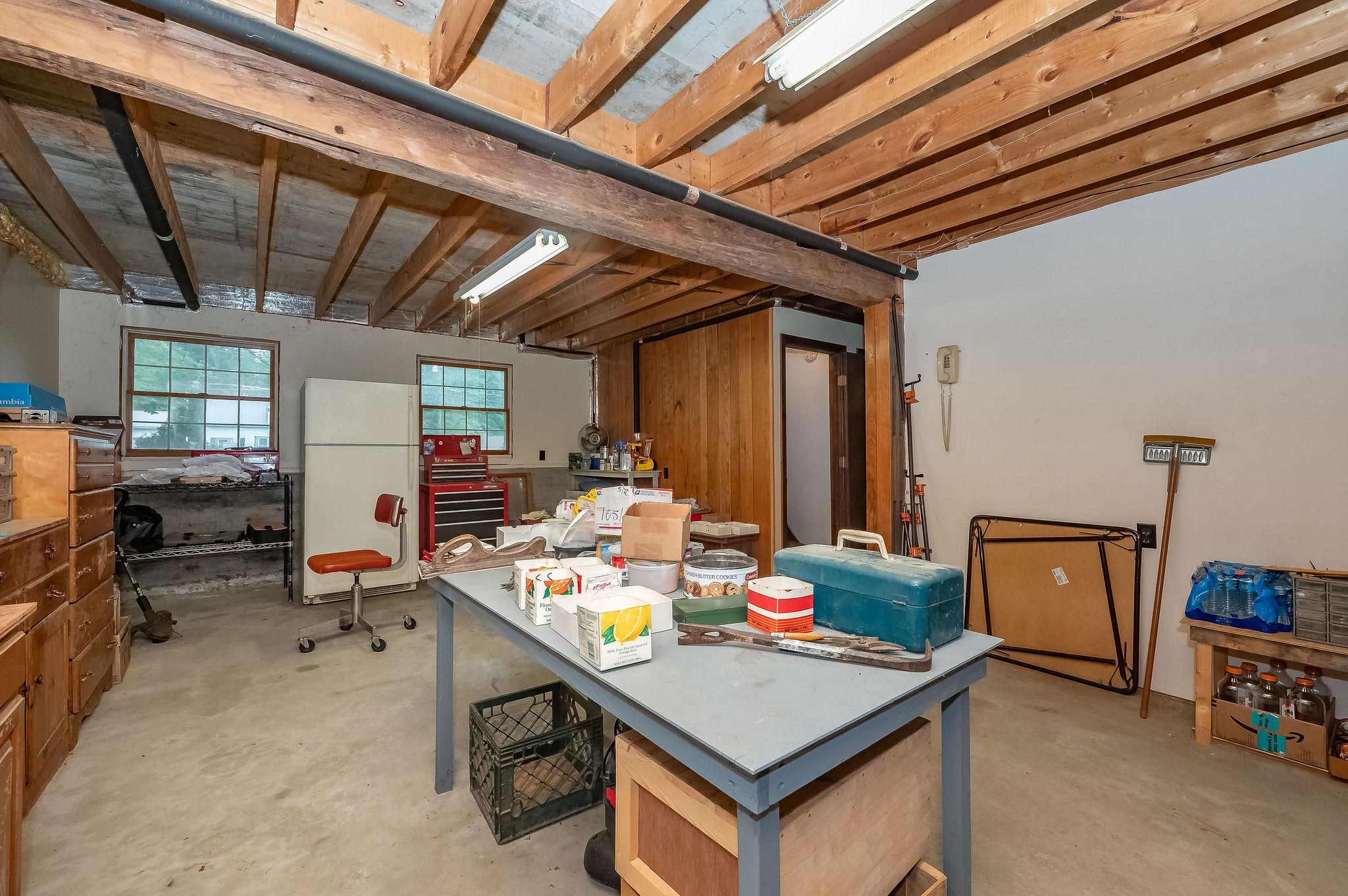 89 Oak Street Rochester, NH 03839 - Photo 28 of 34