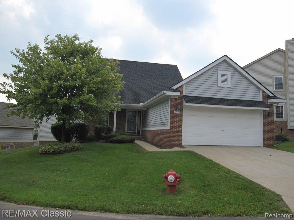 30795 Golden Ridge, Unit 180 Novi, MI 48377 - Photo 1 of 8