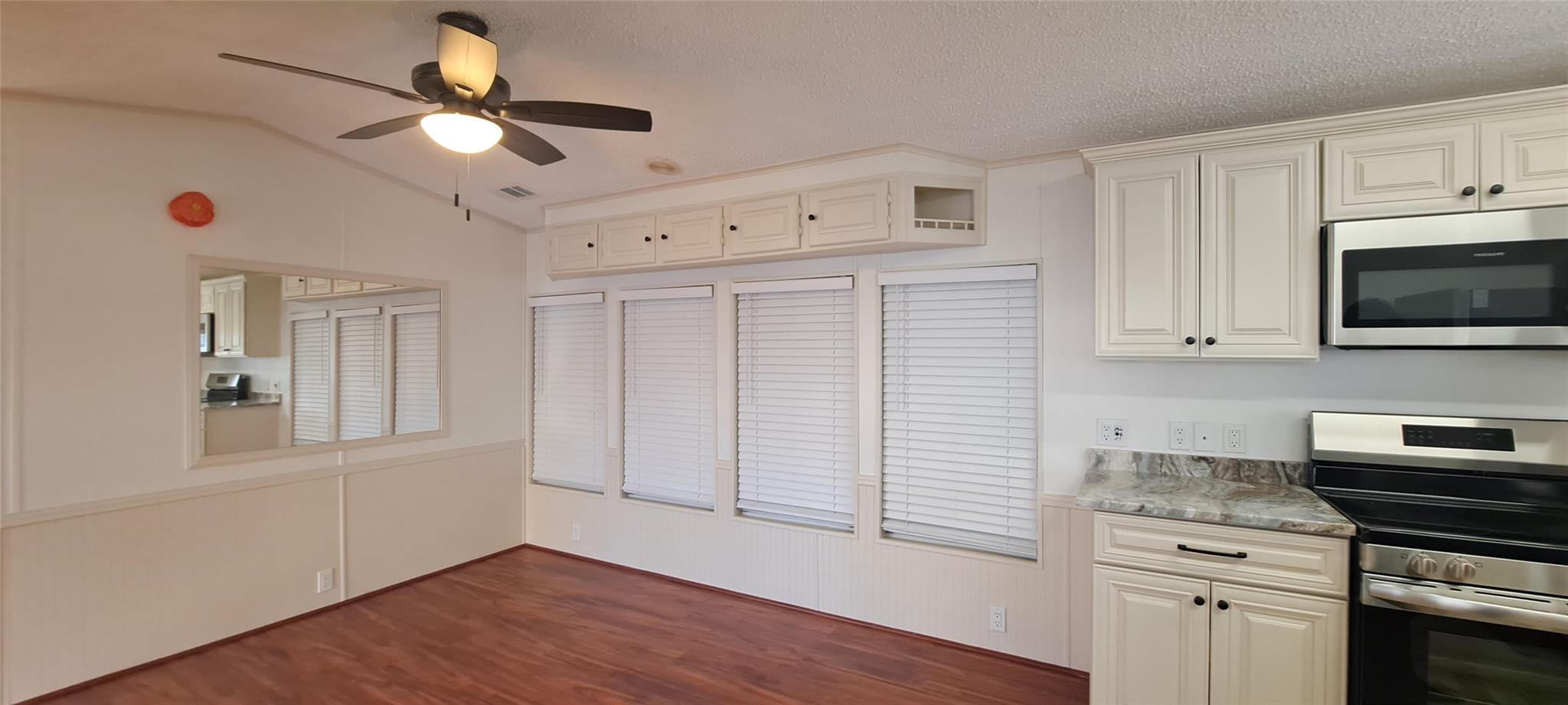 5362 Southeast 65th Avenue Okeechobee, FL 34974 - Photo 8 of 38 Photo 8