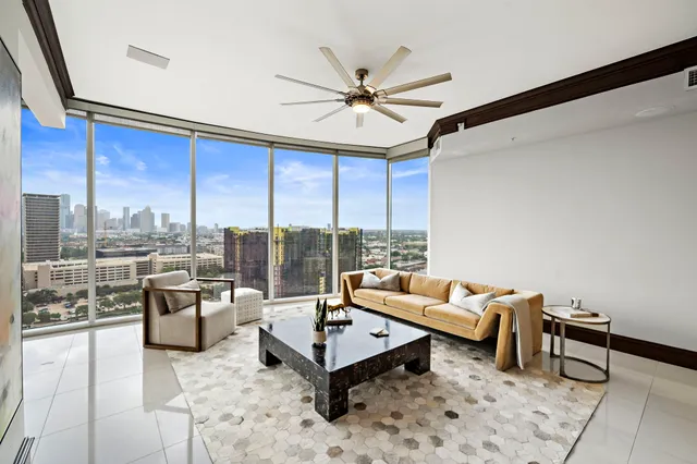 $1,125,000 | 3333 Allen Parkway, Unit 2006, Houston, TX 77019