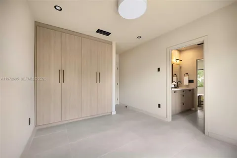 $2,495,000 | 2805 Southwest 4th Avenue, Miami, FL 33129