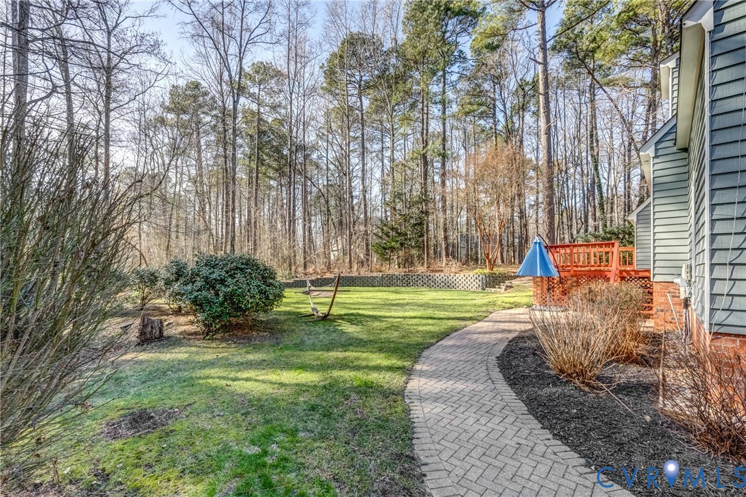 2806 Fairgate Road Midlothian, VA 23112 - Photo 27 of 30 Pathway leading to Yard.
