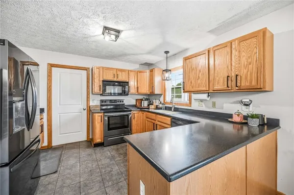 $324,900 | 3173 Saranac Drive, Sharpsville, PA 16150
