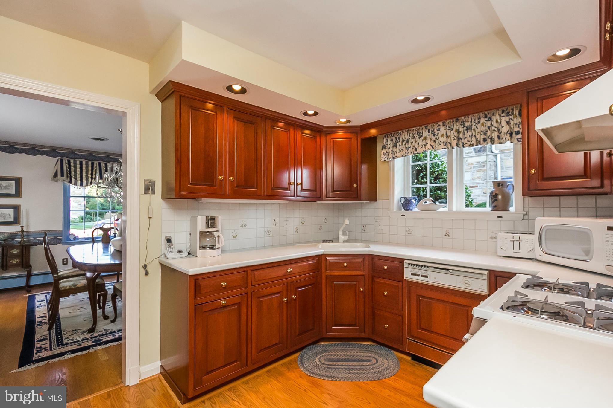 105 Croydon Road Baltimore, MD 21212 - Photo 10 of 29 Kitchen