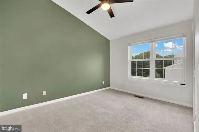 $399,900 | 5995 Terrapin Place, Unit 301, Alexandria, VA 22310