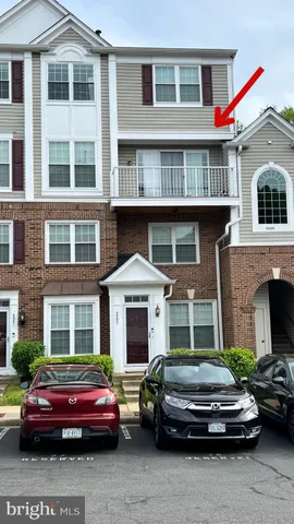 $399,900 | 5995 Terrapin Place, Unit 301, Alexandria, VA 22310