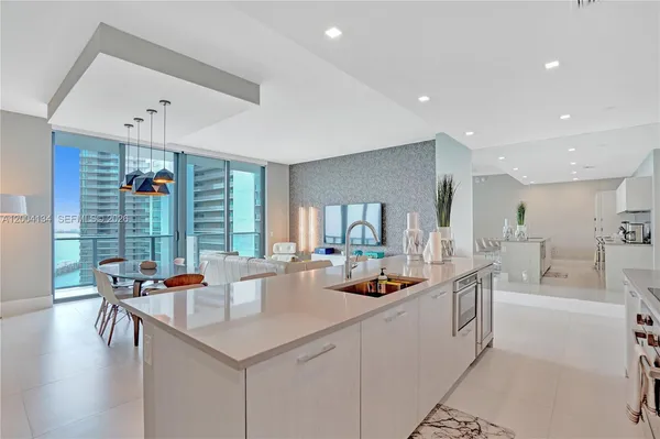 $13,000 | 501 Northeast 31st Street, Unit PH4102, Miami, FL 33137