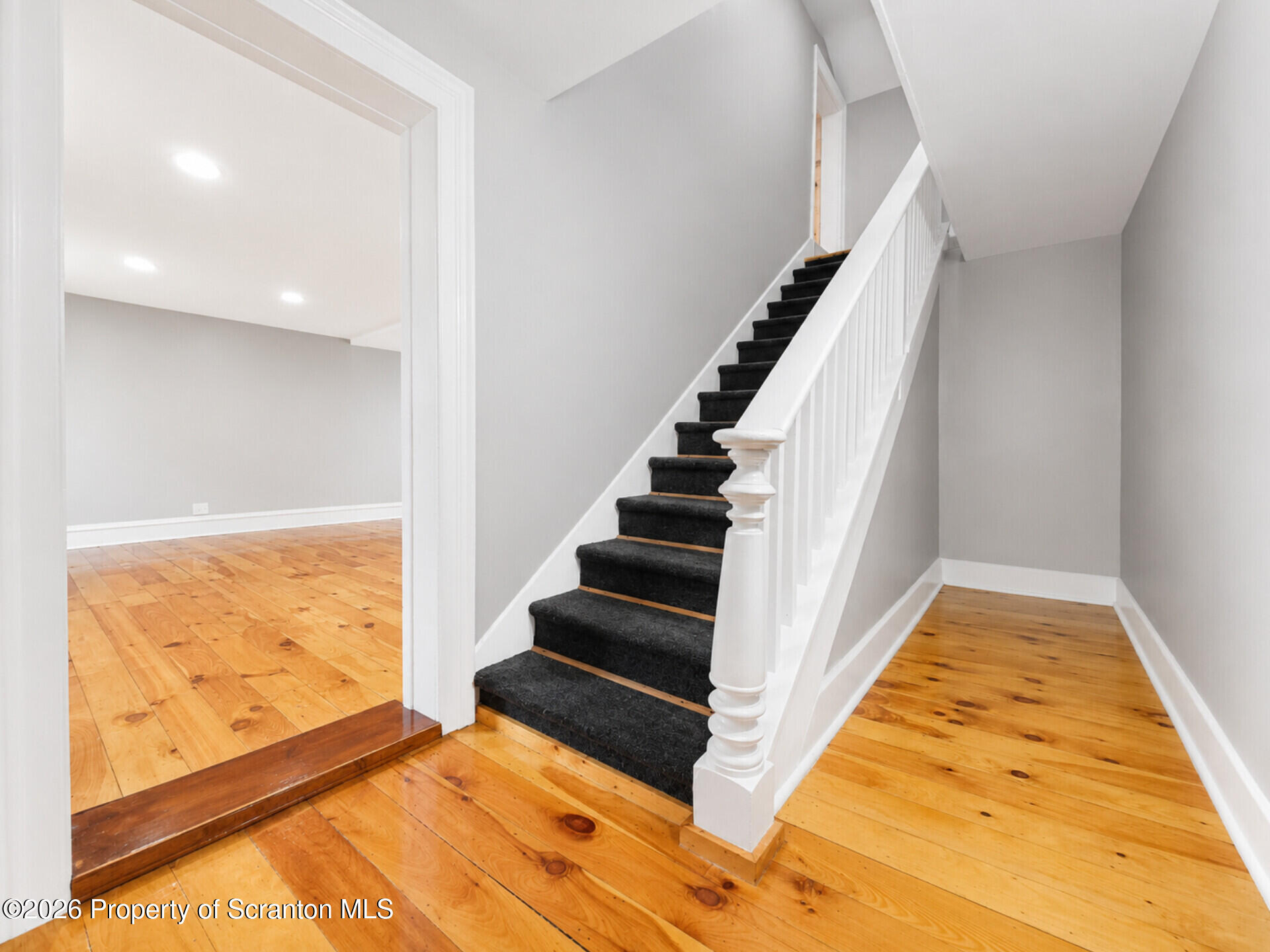 605 Spring Street, Unit 1 Hawley, PA 18428 - Photo 7 of 20 1000015843