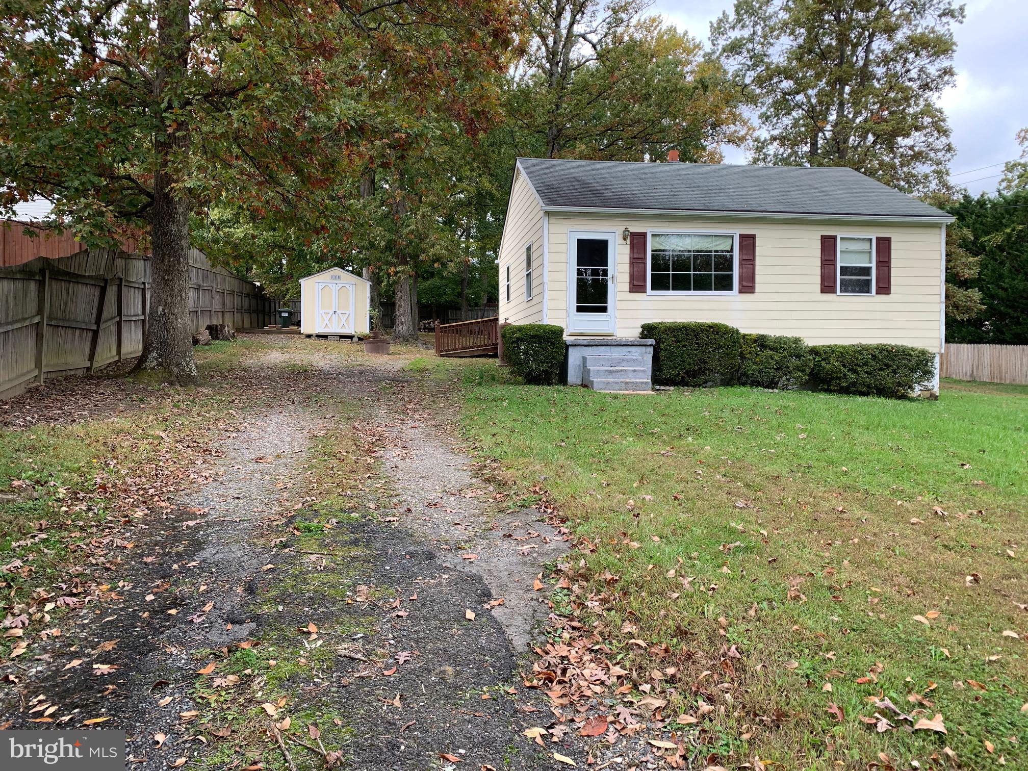 7910 Giles Street Springfield, VA 22153 - Photo 4 of 34 Gallery Image 4
