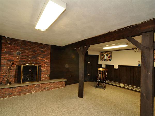 58 Bridle Road Billerica, MA 01821 - Photo 22 of 26 Gallery Image 22
