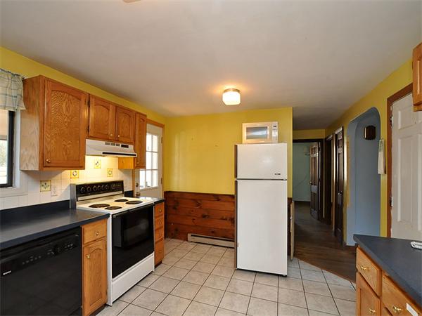 58 Bridle Road Billerica, MA 01821 - Photo 3 of 26 Gallery Image 3
