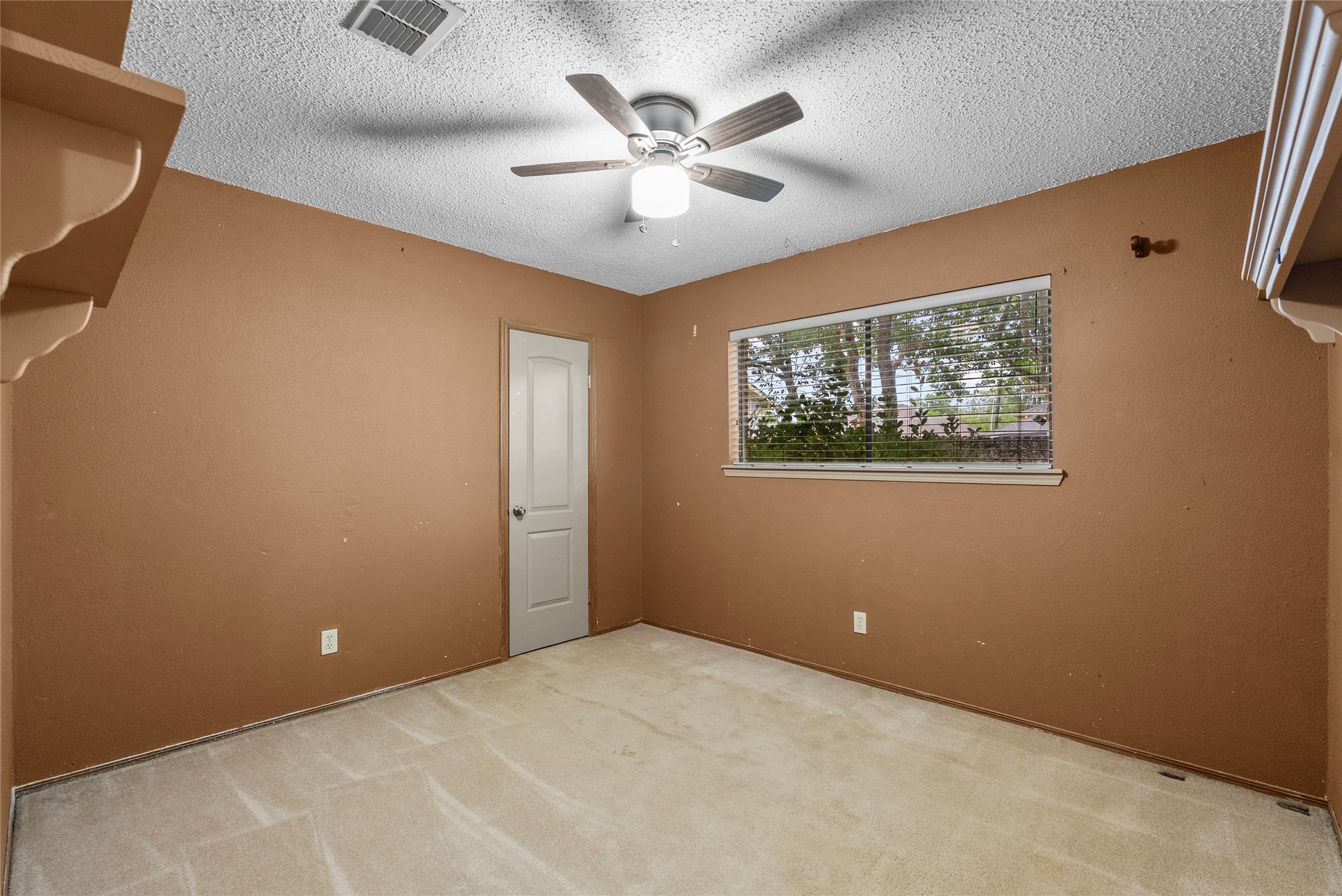 422 Rice Avenue Arcola, TX 77583 - Photo 19 of 33 Third Bedroom