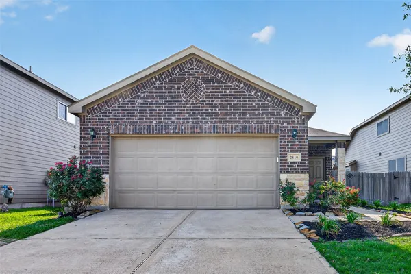 $2,100 | 2519 Northern Great White Court, Katy, TX 77449