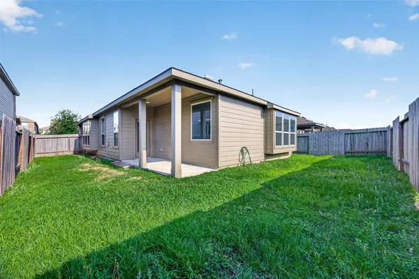 $2,100 | 2519 Northern Great White Court, Katy, TX 77449