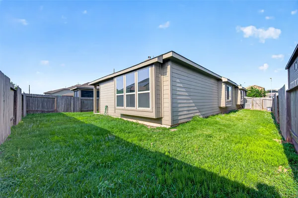$2,100 | 2519 Northern Great White Court, Katy, TX 77449