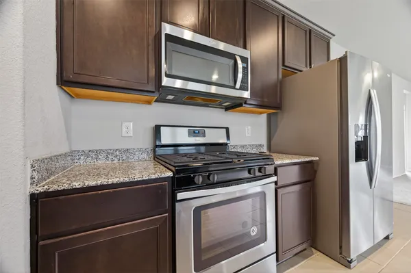 $2,100 | 2519 Northern Great White Court, Katy, TX 77449