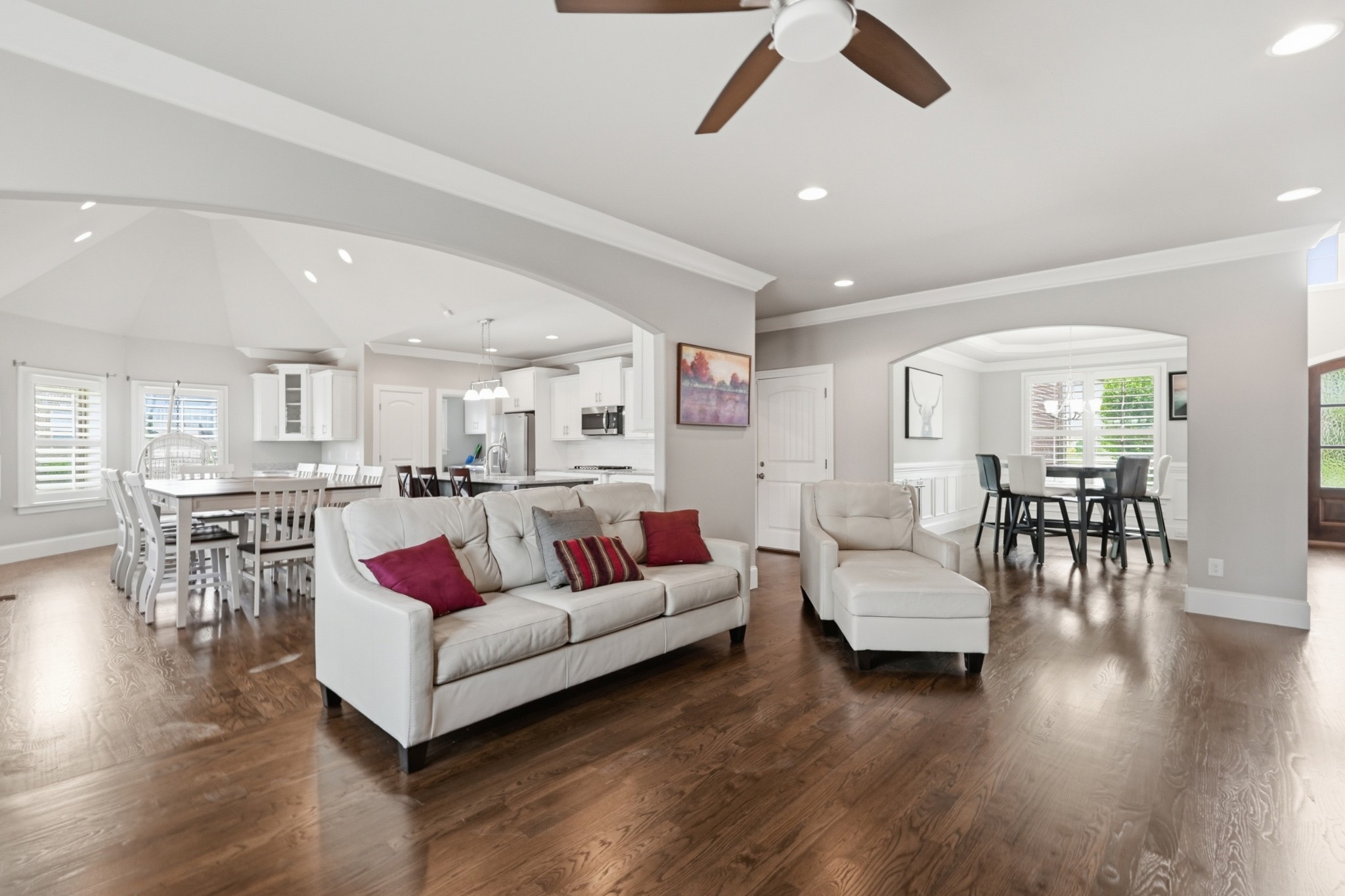 6000 Wallaby Court Spring Hill, TN 37174 - Photo 15 of 57 a living room with furniture and wooden floor