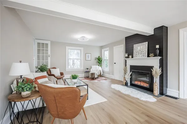 $279,900 | 127 Lake Avenue, Parma, NY 14468