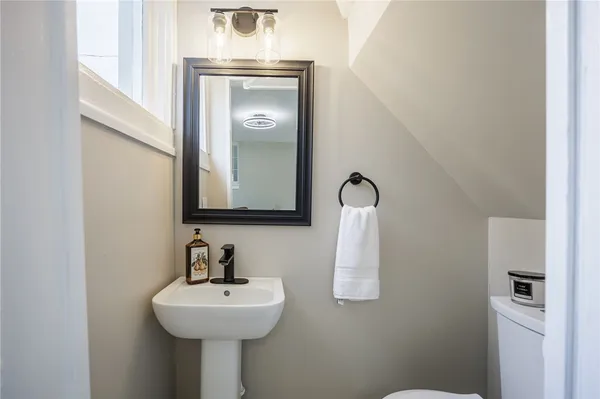 $279,900 | 127 Lake Avenue, Parma, NY 14468