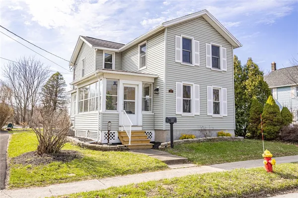 $279,900 | 127 Lake Avenue, Parma, NY 14468