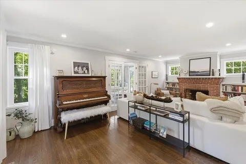 $1,195,000 | 694 Country Way, Scituate, MA 02066
