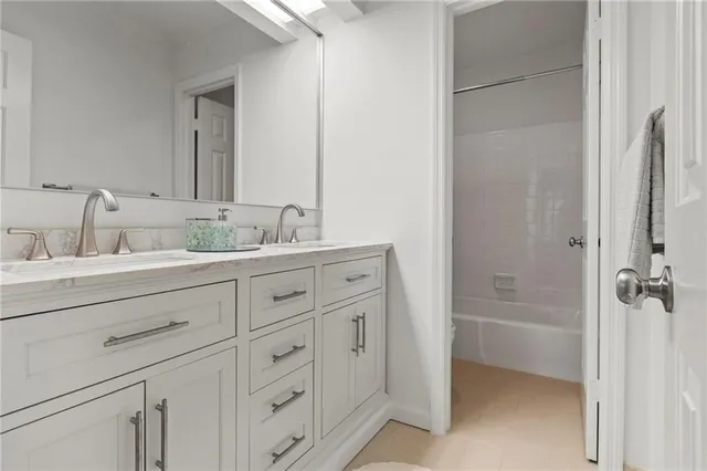 $525,000 | 5211 Glenridge Drive, Atlanta, GA 30342