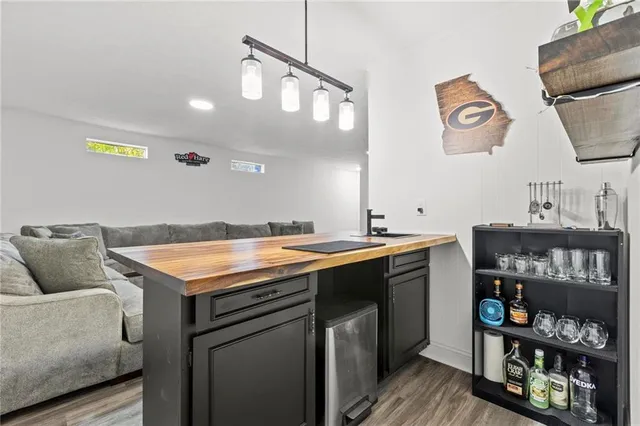 $525,000 | 5211 Glenridge Drive, Atlanta, GA 30342