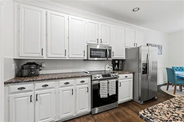 $525,000 | 5211 Glenridge Drive, Atlanta, GA 30342