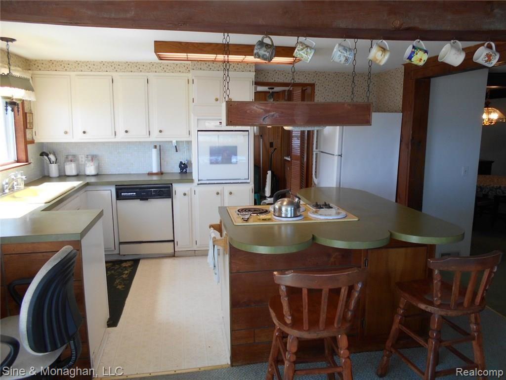 7534 Aspen Road Lexington, MI 48450 - Photo 4 of 67