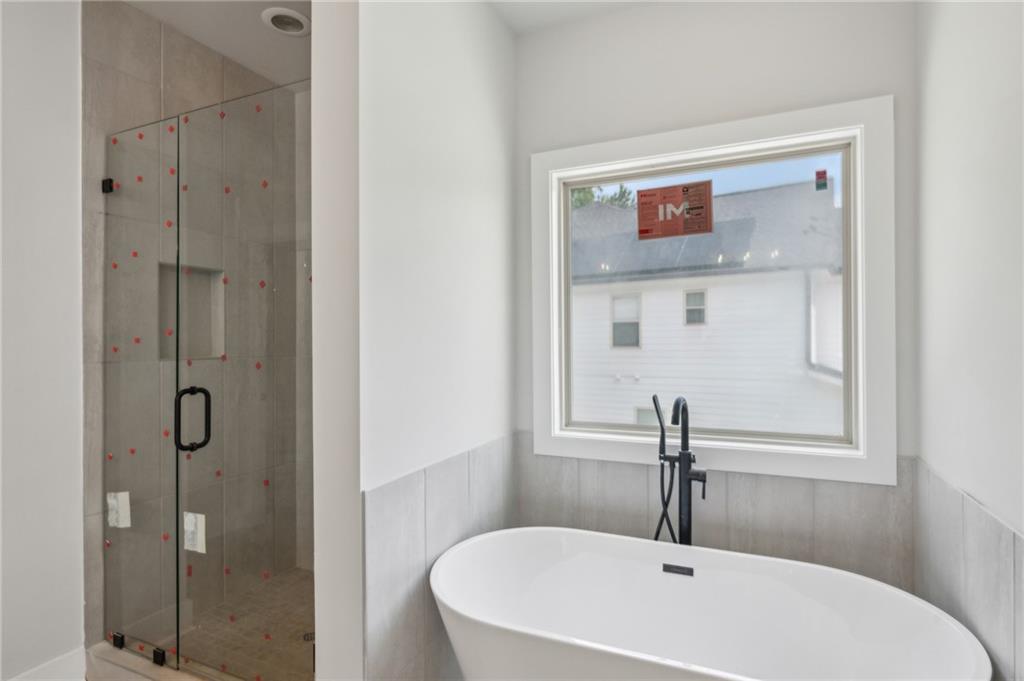 3131 Stonegate Drive Atlanta, GA 30331 - Photo 5 of 28 a bathroom with a sink and a mirror