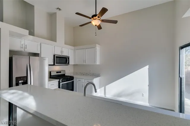 $1,995 | 2713 Knightsbridge Road, Henderson, NV 89074