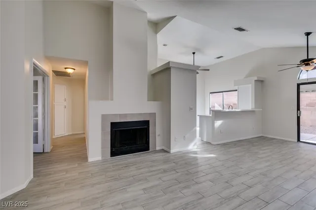 $1,995 | 2713 Knightsbridge Road, Henderson, NV 89074