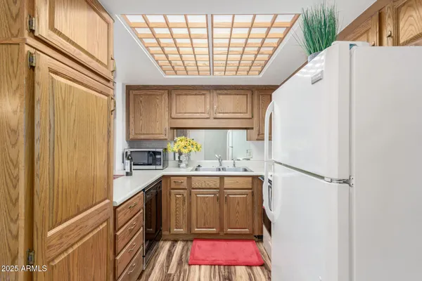 $19,500 | 10330 West Thunderbird Boulevard, Unit A308, Sun City, AZ 85351
