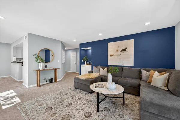 $650,000 | 22103 Vista Del Plaza Lane, Unit 22, Hayward, CA 94541