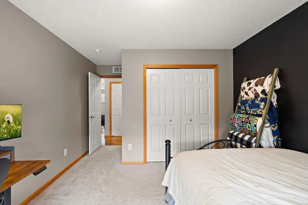 $320,000 | 8532 Lakeview Terrace, Savage, MN 55378