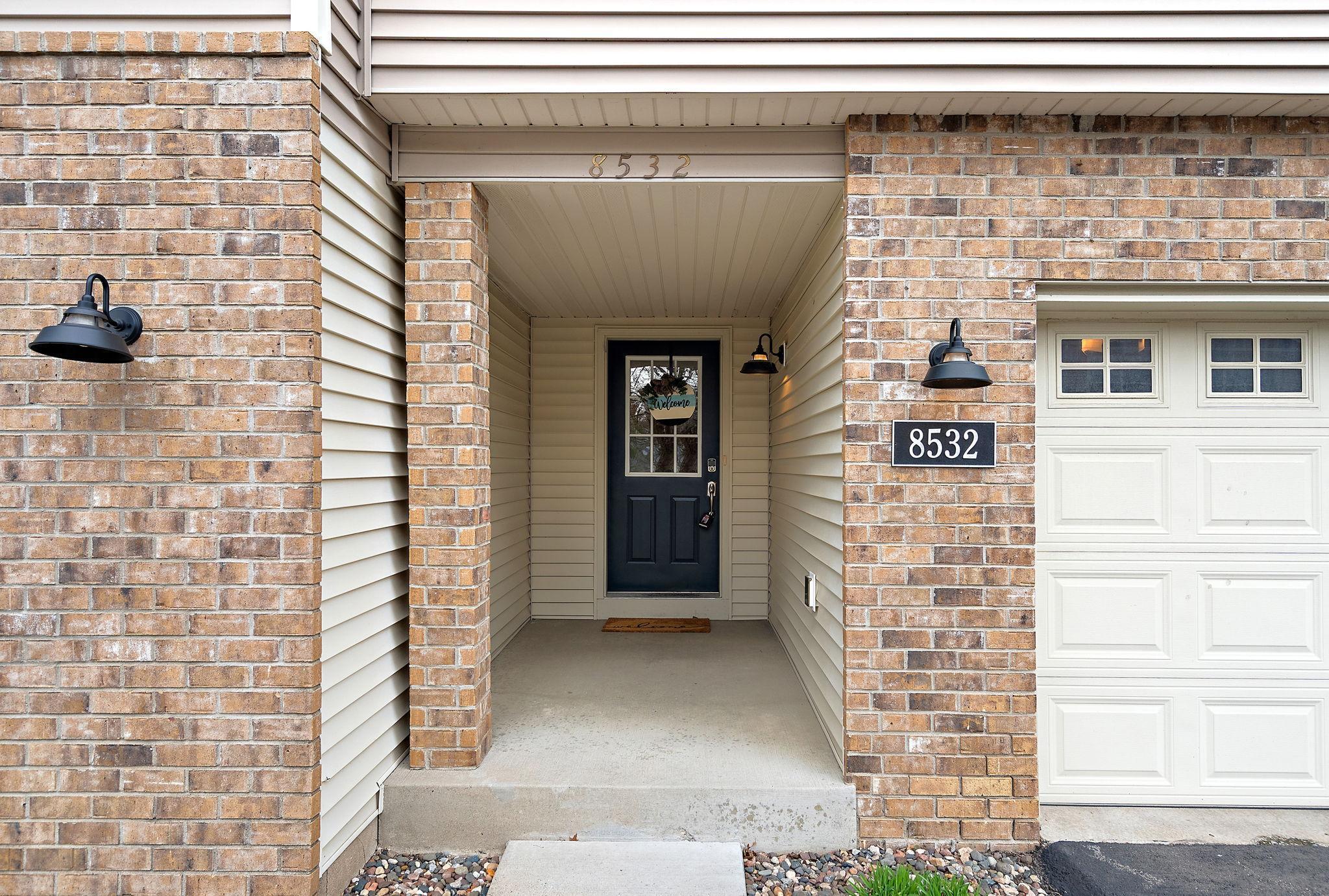 8532 Lakeview Terrace Savage, MN 55378 - Photo 2 of 28