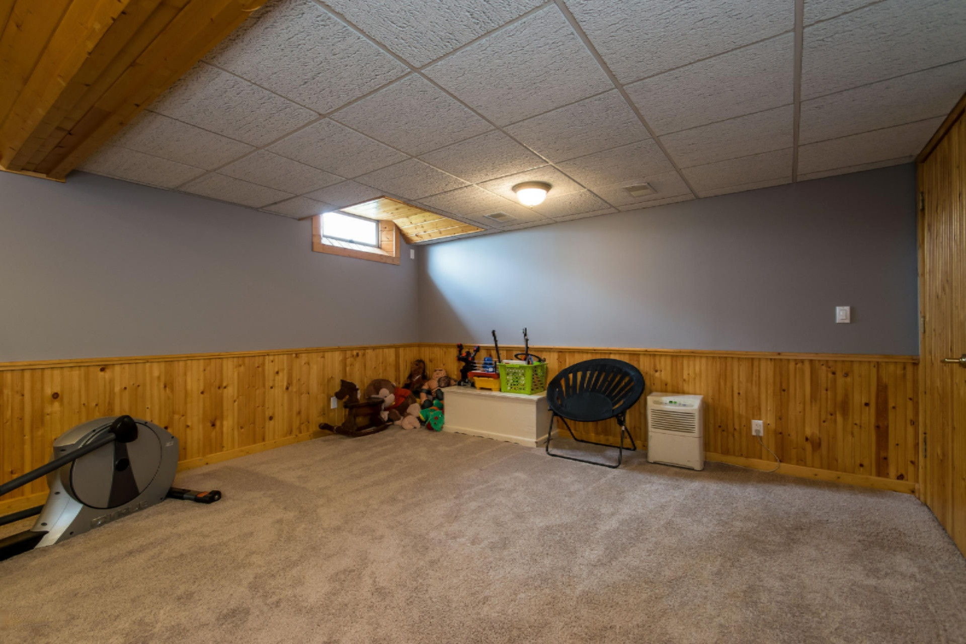 4950 Zahm Road Belding, MI 48809 - Photo 40 of 62 043-Family_Room-4006116-medium
